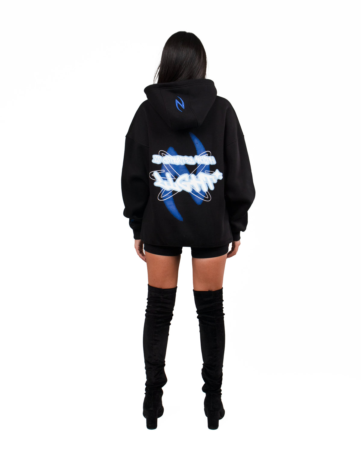 NORI BLACK HOODIE